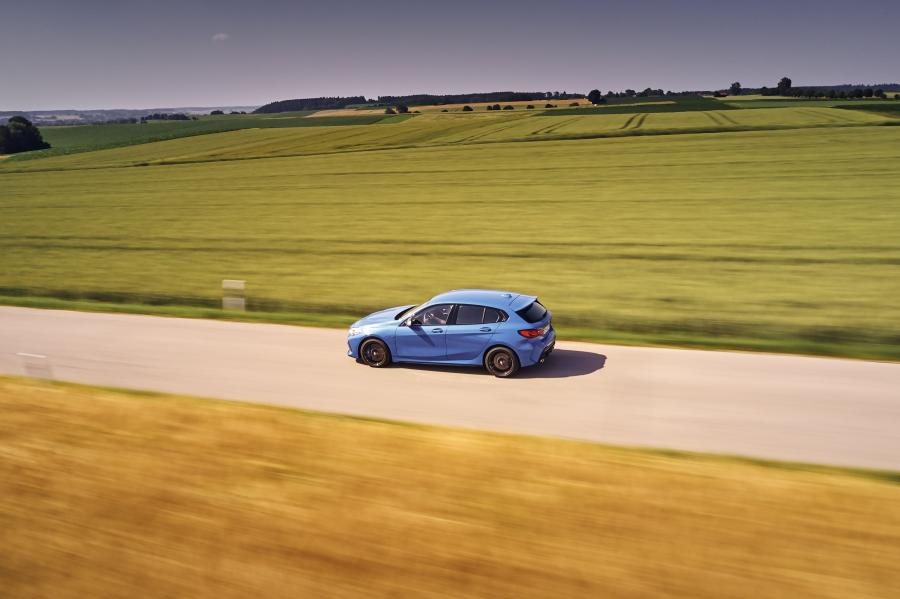  BMW M135i xDrive (F40) 2019 года  (WW) (фото 99 из 189)